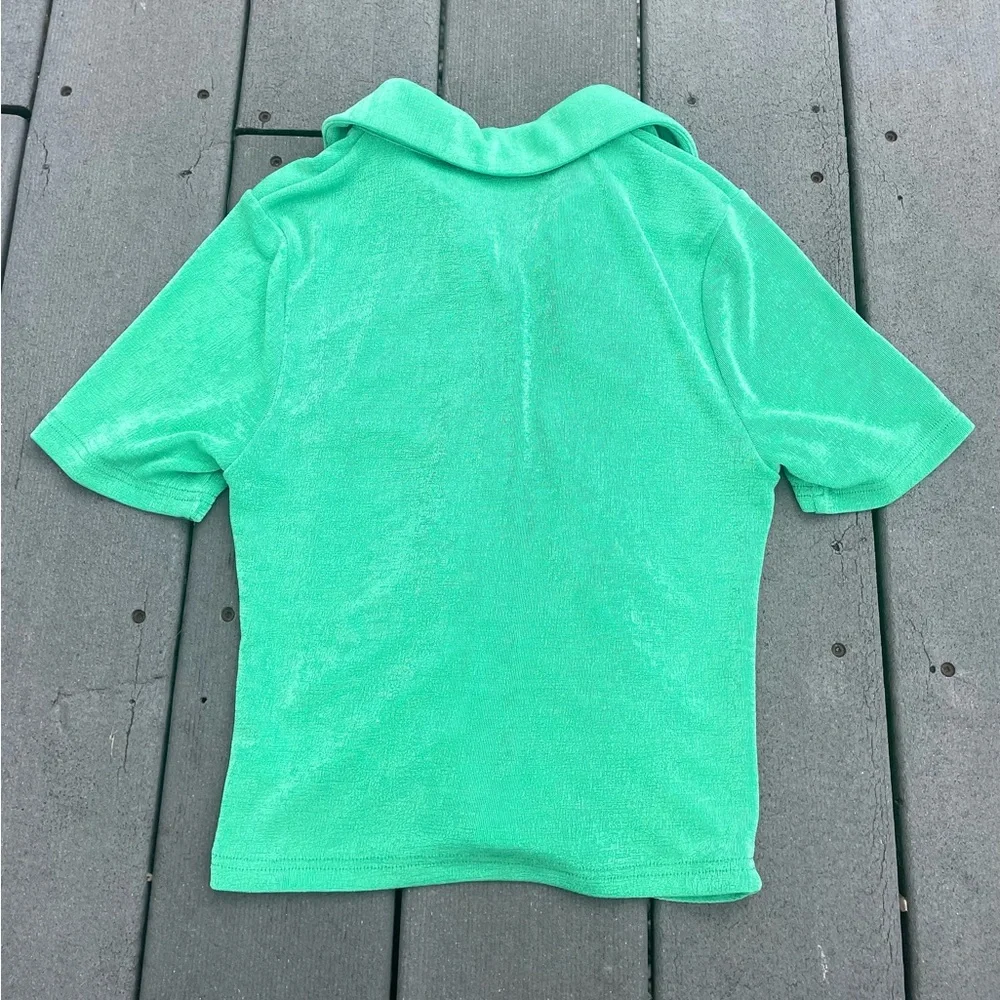 *5/$20 or 3/$15* Ruche Decision Green Ruched Short Sleeve Button-Up Collared Top - Picture 5 of 9